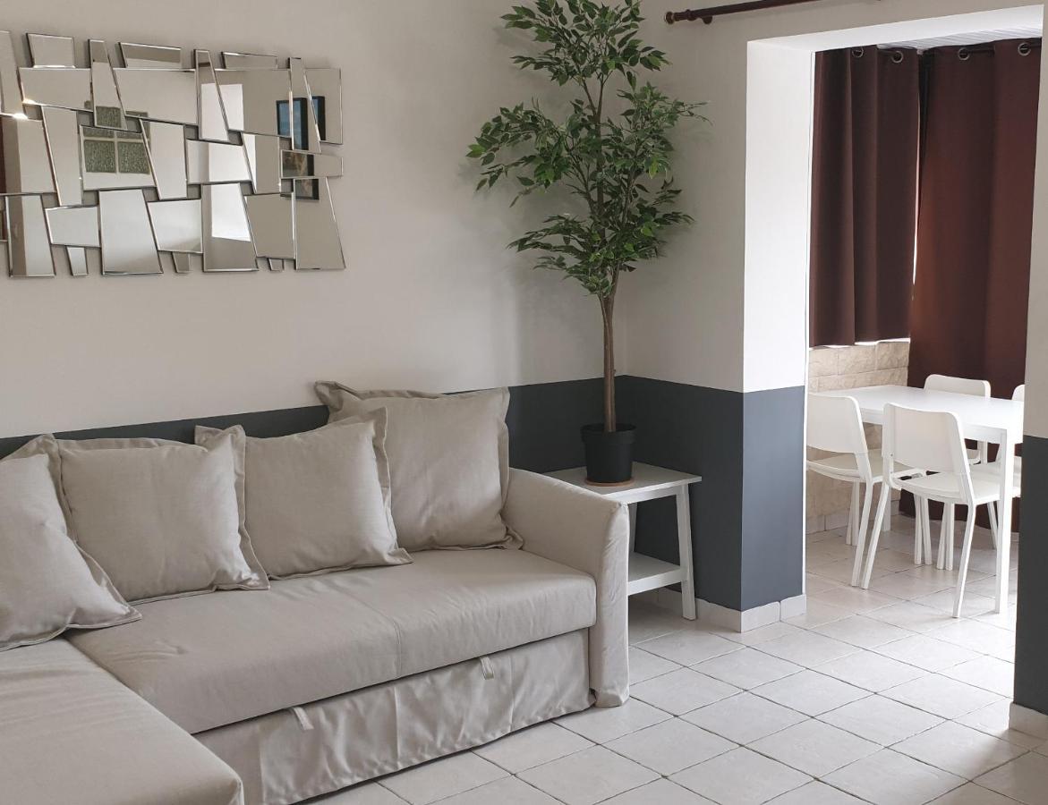 Les Vagues Bleues Apartment ลาซิโอตาต์ ภายนอก รูปภาพ