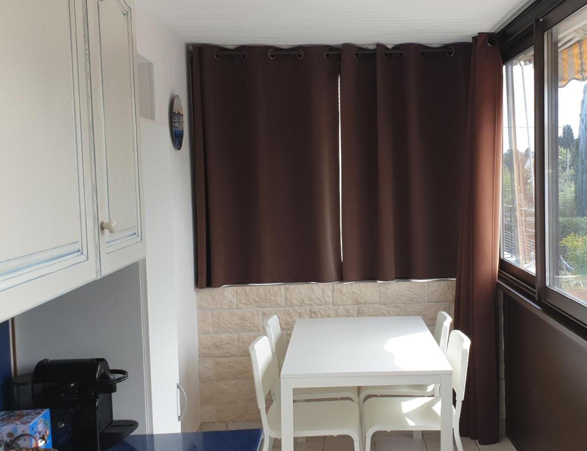 Les Vagues Bleues Apartment ลาซิโอตาต์ ภายนอก รูปภาพ